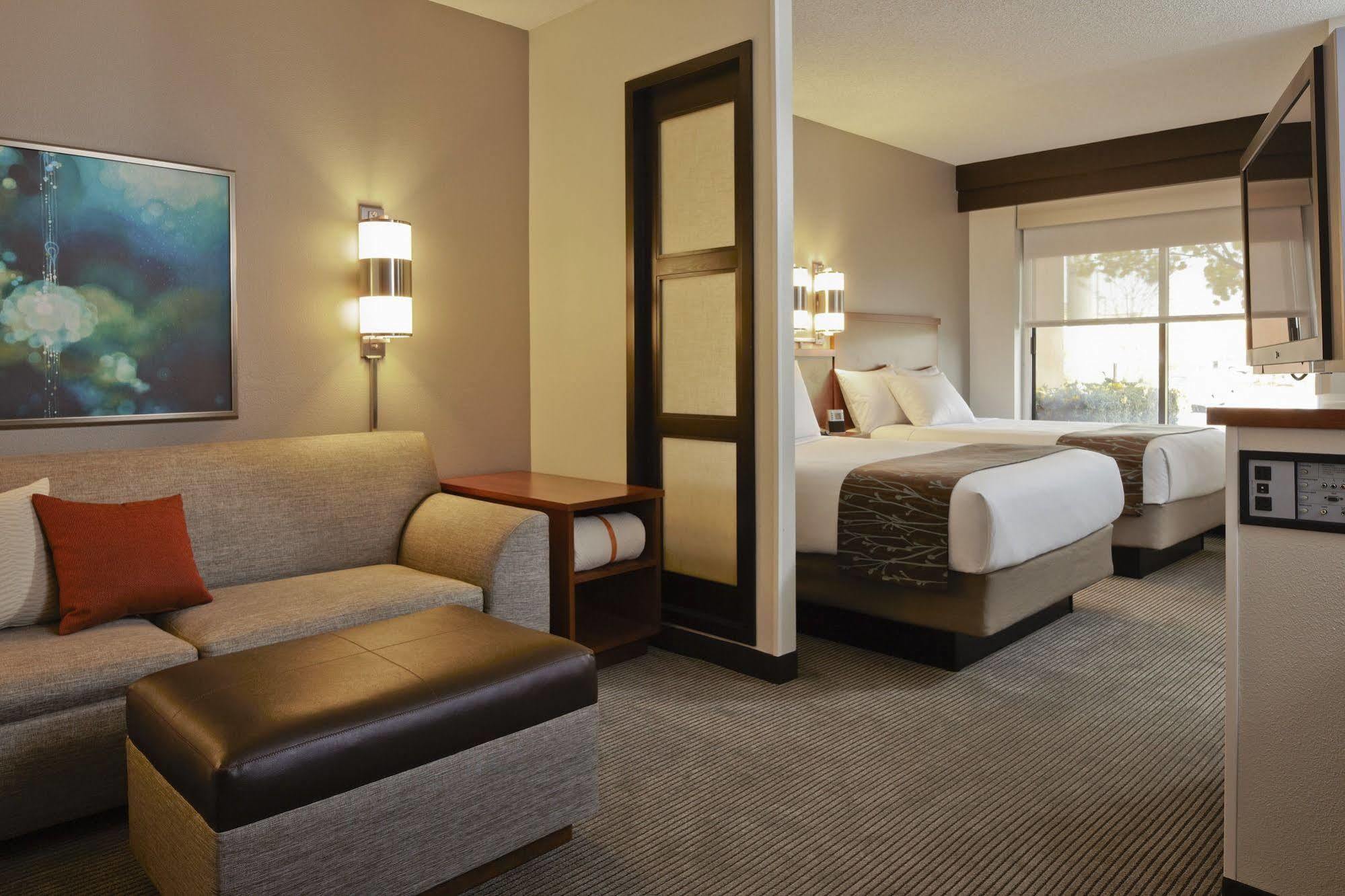Hyatt Place Dallas/The Colony Ngoại thất bức ảnh